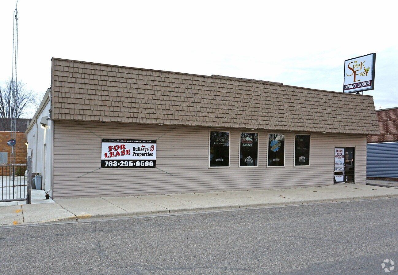 153 Stearns Ave E, Eden Valley, MN 55329