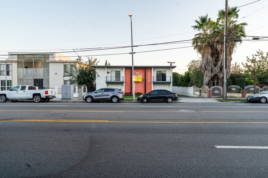 14924 Roscoe Blvd, Panorama City, CA for sale - Building Photo - Image 3 of 16