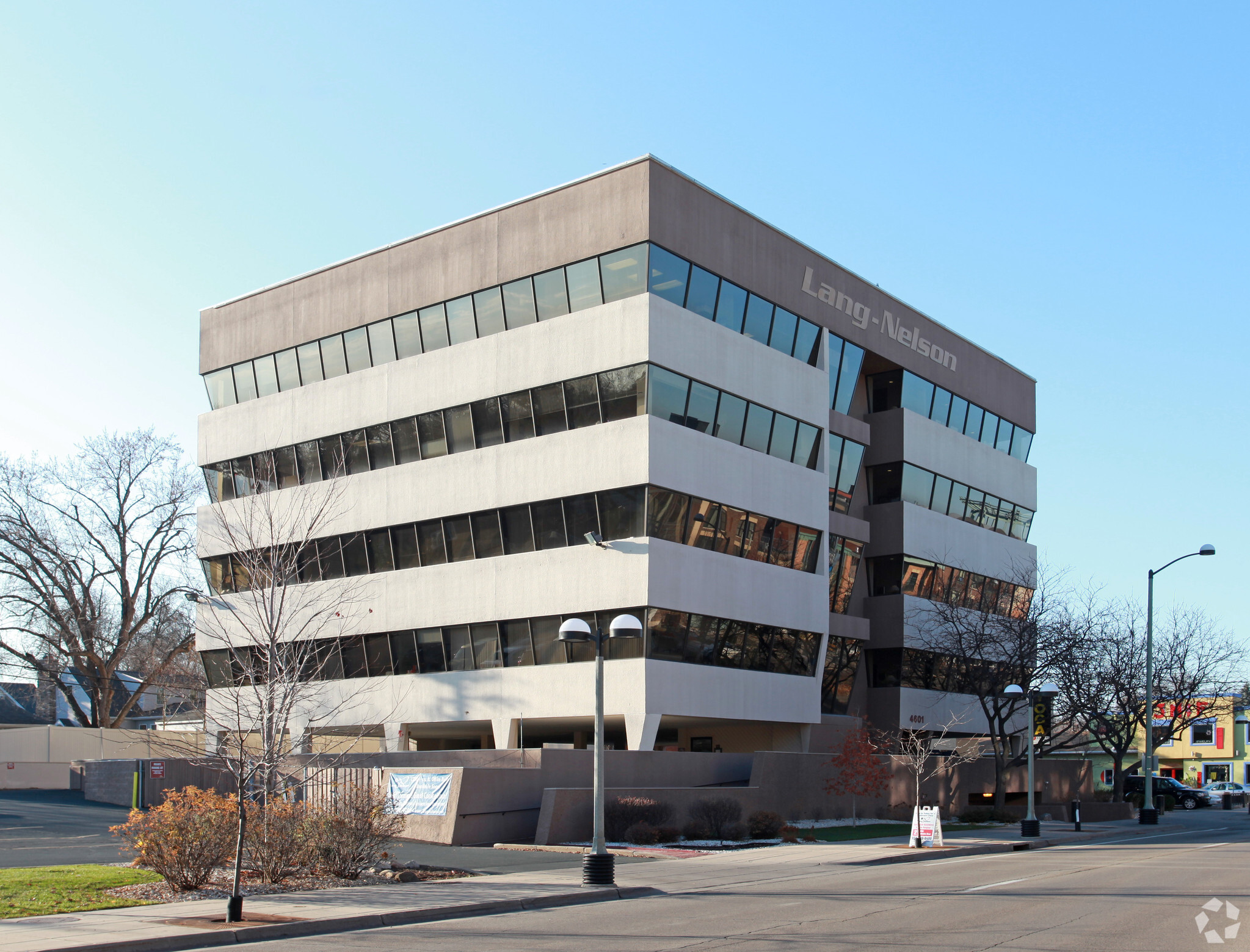 4601 Excelsior Blvd, Saint Louis Park, MN for lease Building Photo- Image 1 of 11