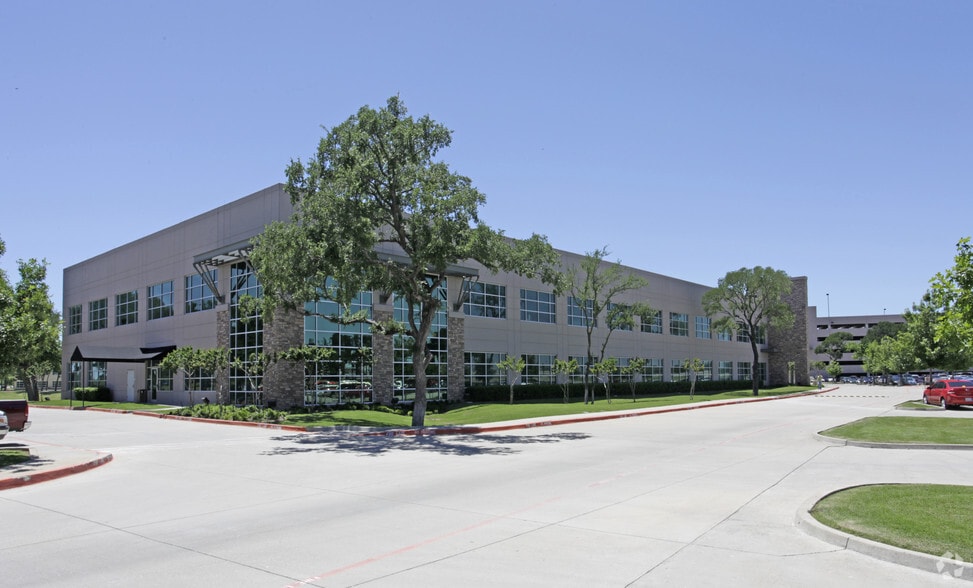 800 State Highway 121, Lewisville, TX for sale - Primary Photo - Image 1 of 1