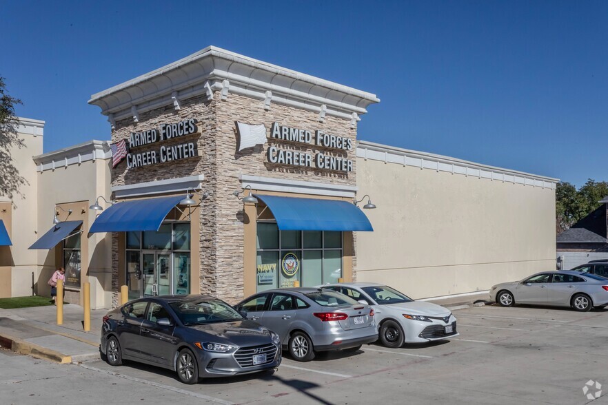 13400-13410 Preston Rd, Dallas, TX for lease - Building Photo - Image 2 of 5