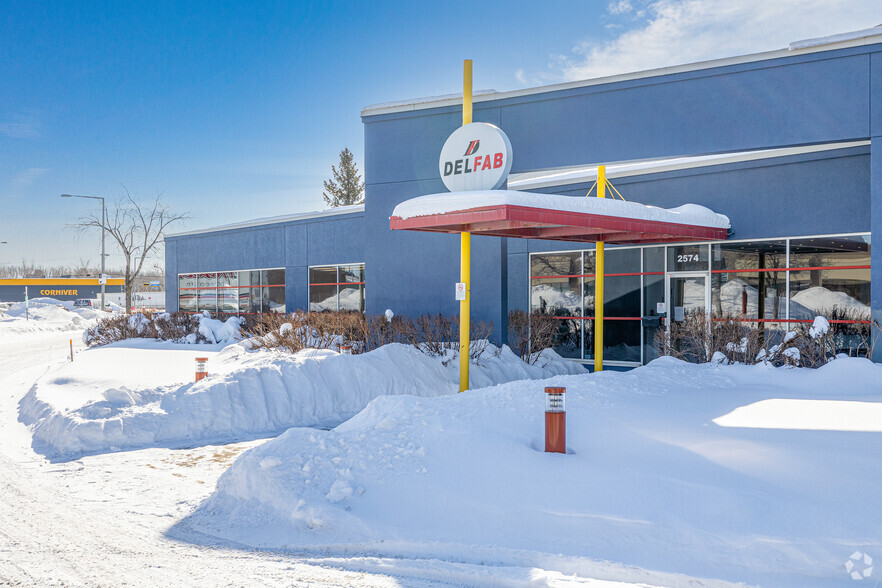 2048 Aut 440, Laval, QC for lease - Primary Photo - Image 1 of 4