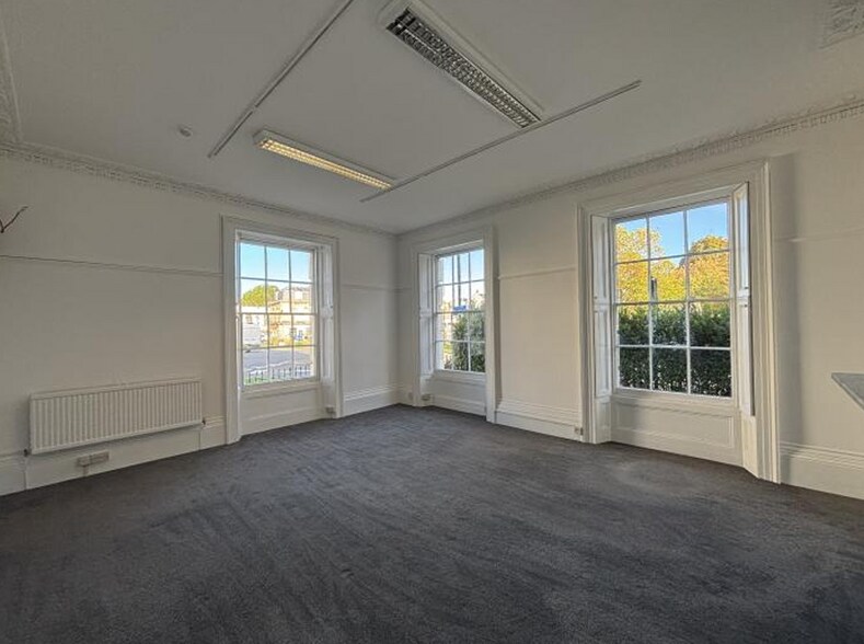 11 Montpellier Ter, Cheltenham for sale - Interior Photo - Image 3 of 8