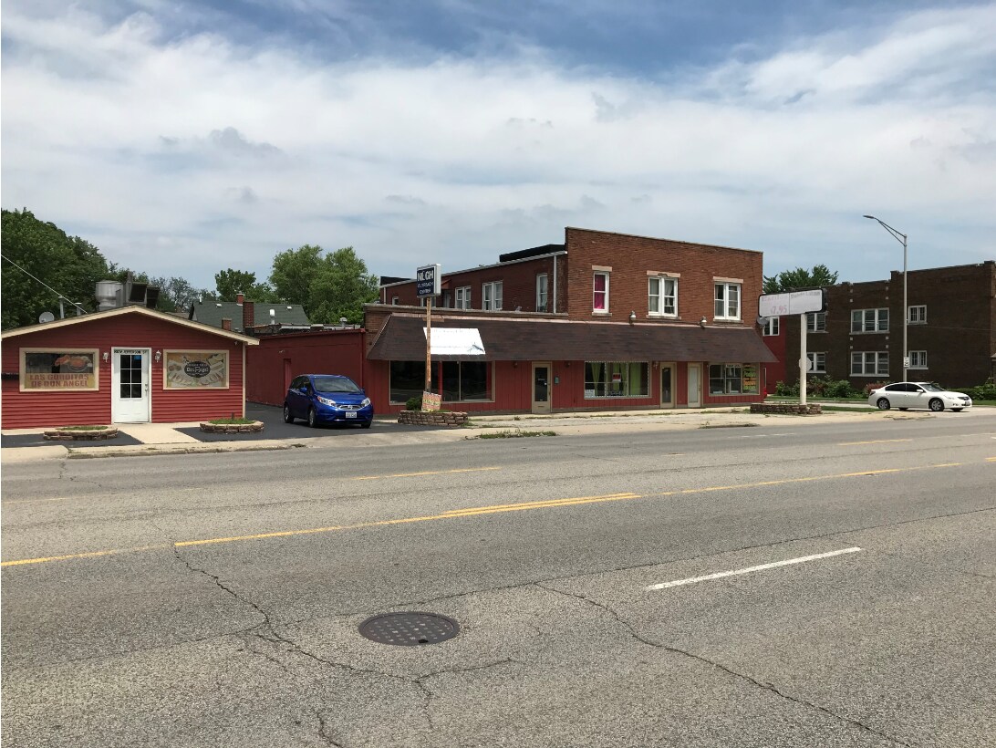 901 W Jefferson St, Joliet, IL 60435