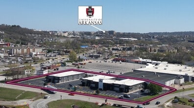 1000 S Futrall Dr, Fayetteville, AR - AERIAL  map view