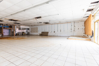 202 Brownsville Rd, Pittsburgh, PA for lease Interior Photo- Image 2 of 4