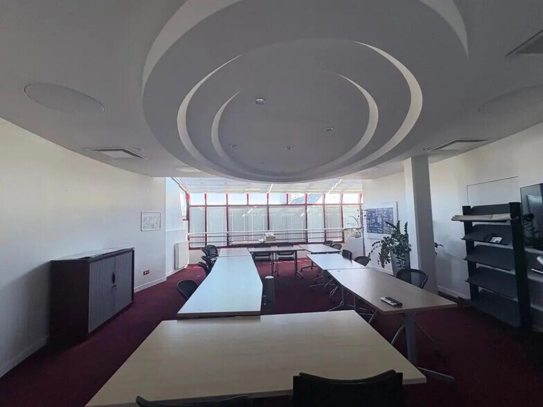 Office in Nantes for sale - Building Photo - Image 3 of 11