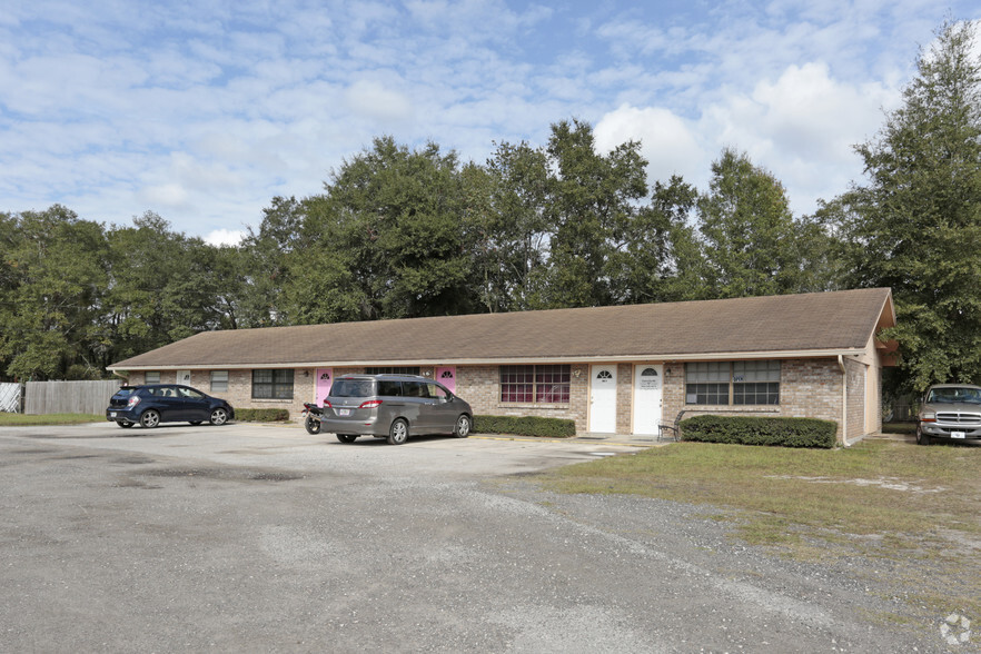 2812 Henley Rd, Green Cove Springs, FL for sale - Primary Photo - Image 1 of 6