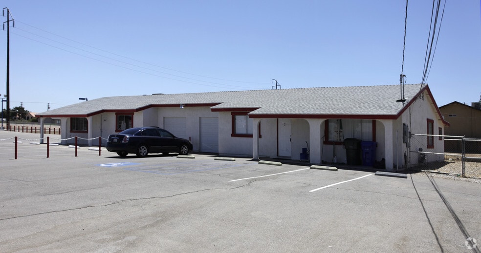 15482 Bear Valley Rd, Victorville, CA for lease - Primary Photo - Image 2 of 10