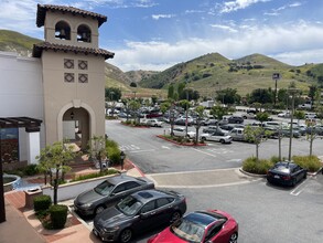 26527-26351 Agoura Rd, Calabasas, CA for lease Building Photo- Image 2 of 3