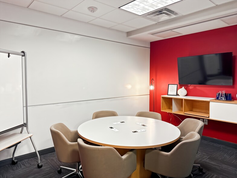 4208 Six Forks Rd, Raleigh, NC for lease - Interior Photo - Image 3 of 16