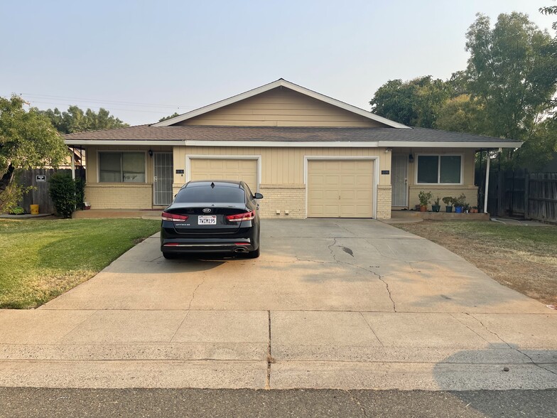 10193 Crawford Way, Sacramento, CA for sale - Primary Photo - Image 1 of 42