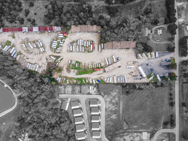 11400 Thousand Trl, Willis, TX for sale - Building Photo - Image 1 of 41