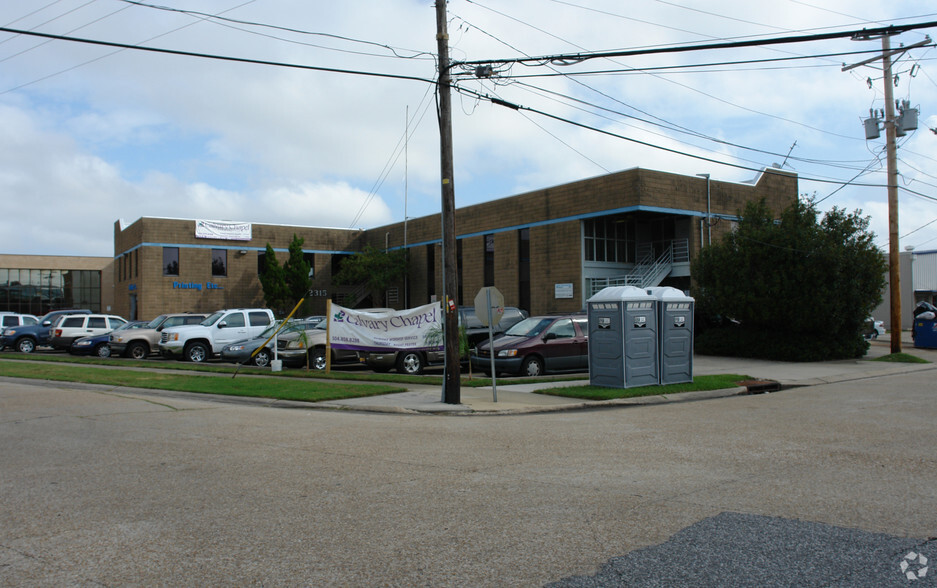 2315 N Woodlawn Ave, Metairie, LA for sale - Building Photo - Image 2 of 12