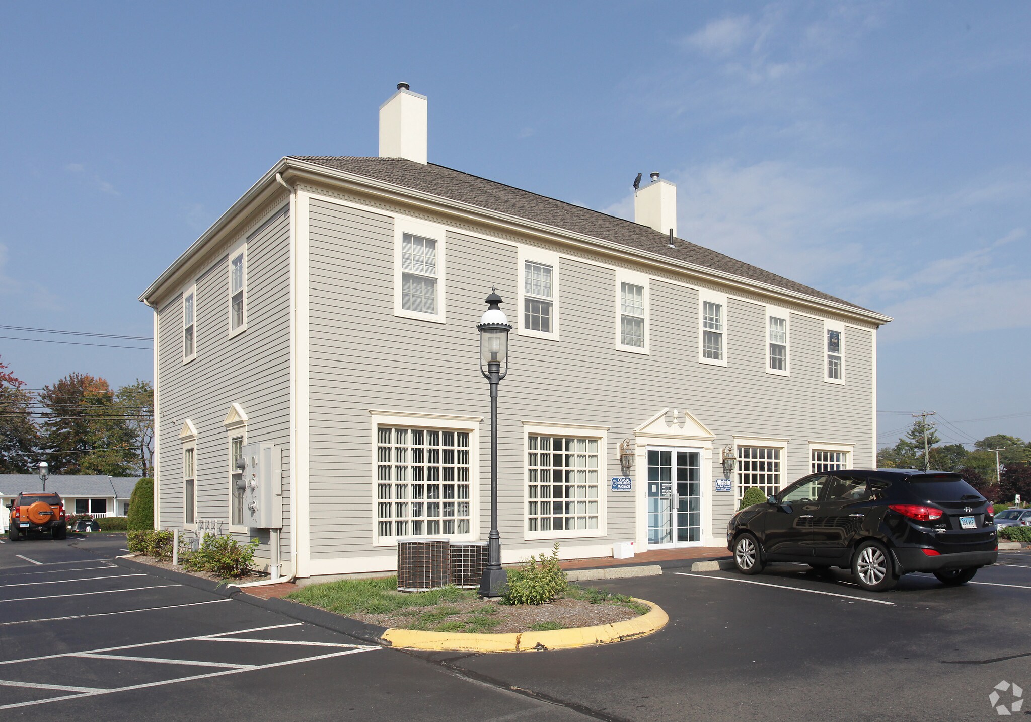 252 E Main St, Clinton, CT for sale Primary Photo- Image 1 of 3