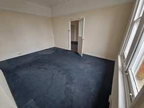 79-79A London Rd, Waterlooville for lease Interior Photo- Image 2 of 4