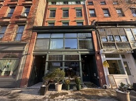 84 2nd Ave, New York NY - Bar