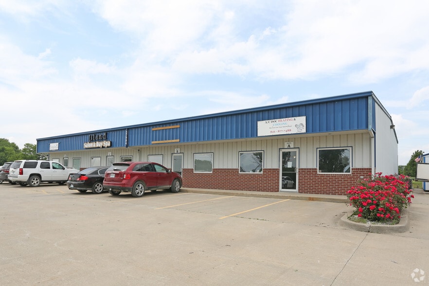 37904 E 50 Hwy, Lone Jack, MO 64070