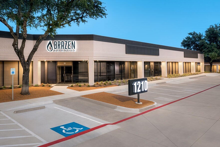 1219 Digital Dr, Richardson, TX 75081 Campbell Creative Center