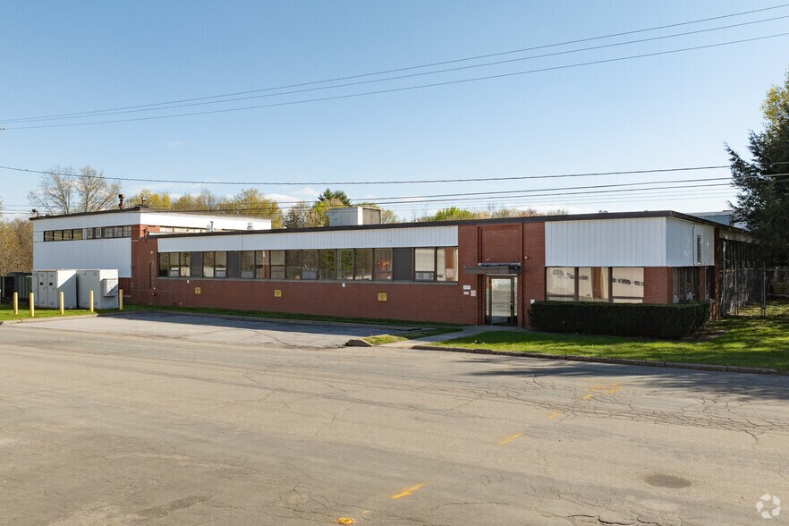 201 Charles St, Maybrook, NY for sale - Primary Photo - Image 1 of 1