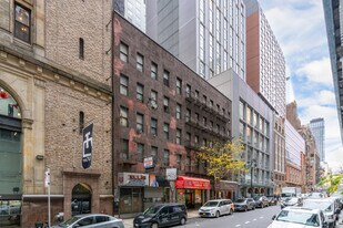 314-318 W 36th St, New York NY - Pub