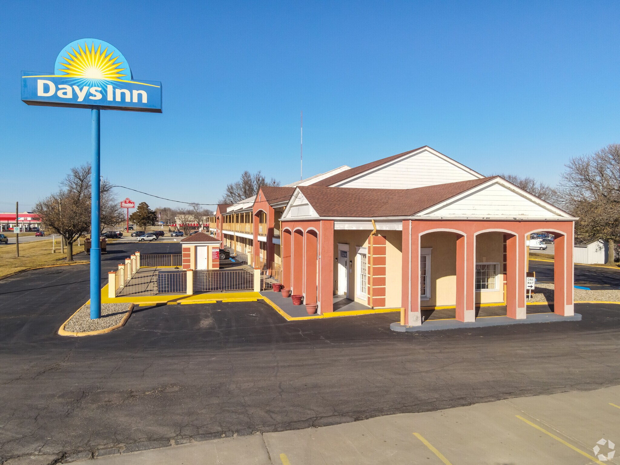 2209 S Princeton St, Ottawa, KS 66067