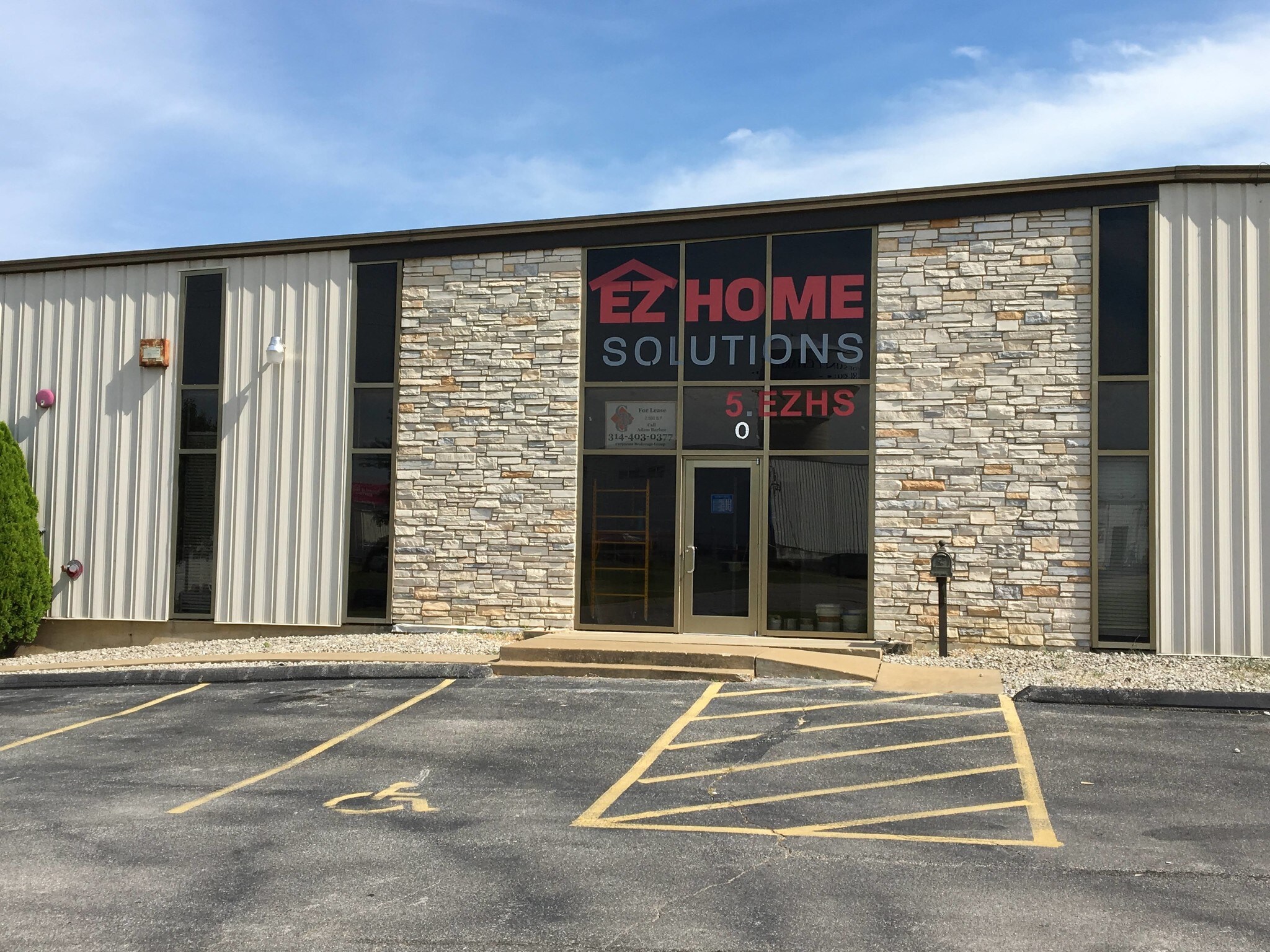 1860-1864 Scherer Pky, Saint Charles, MO for sale Building Photo- Image 1 of 1