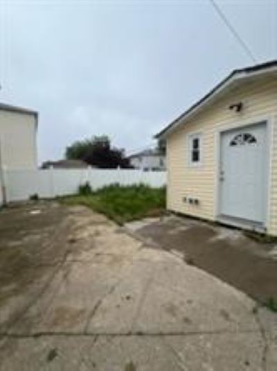 10521 Flatlands 7th St, Brooklyn, NY for sale - Building Photo - Image 2 of 10