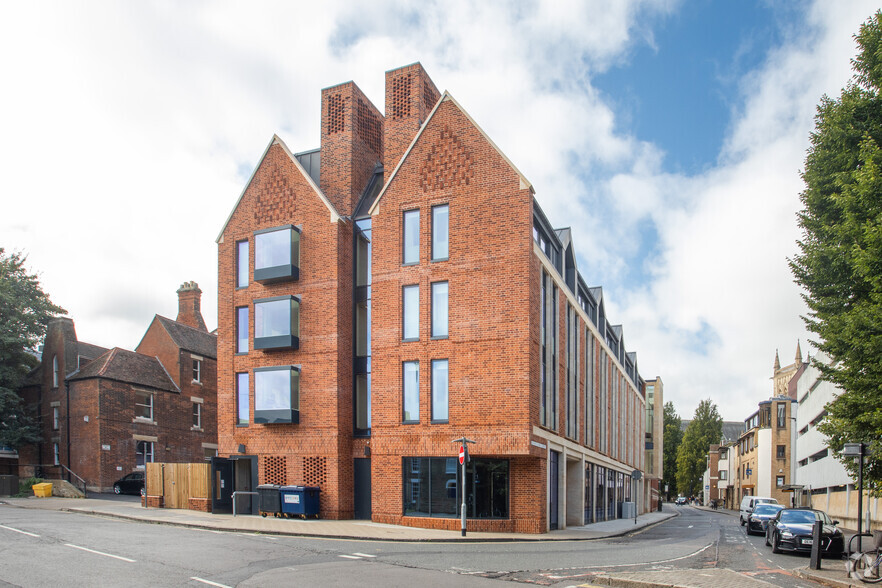 5 Round Church St, Cambridge for lease - Primary Photo - Image 1 of 3