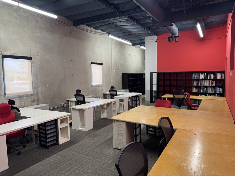 3195 Airport Loop Dr, Costa Mesa, CA for lease - Interior Photo - Image 2 of 14