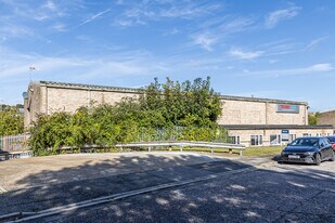 Redlands, Coulsdon LND - Warehouse