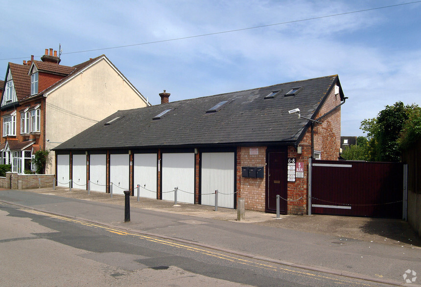 6-8 Mereworth Rd, Tunbridge Wells for lease - Building Photo - Image 2 of 2