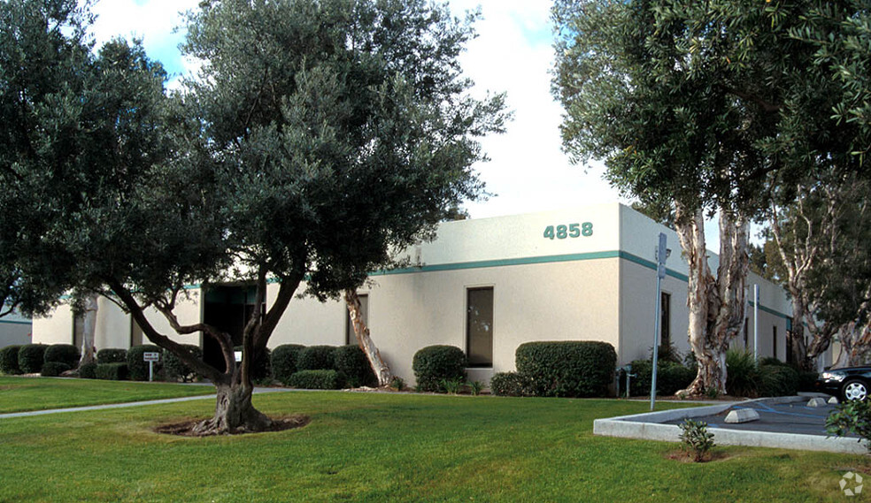 4858 Ronson Ct, San Diego, CA for lease - Building Photo - Image 3 of 8