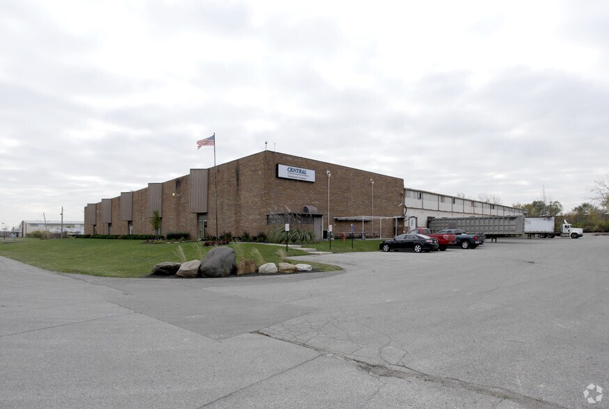 2045 Broehm Rd, Columbus, OH for sale - Primary Photo - Image 1 of 1