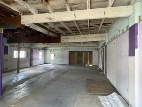 3711 5th Ave N, Saint Petersburg, FL for lease Building Photo- Image 2 of 4