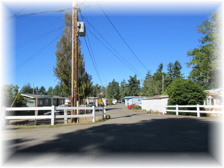 67624 Spinreel Rd, North Bend, OR for sale - Primary Photo - Image 1 of 1