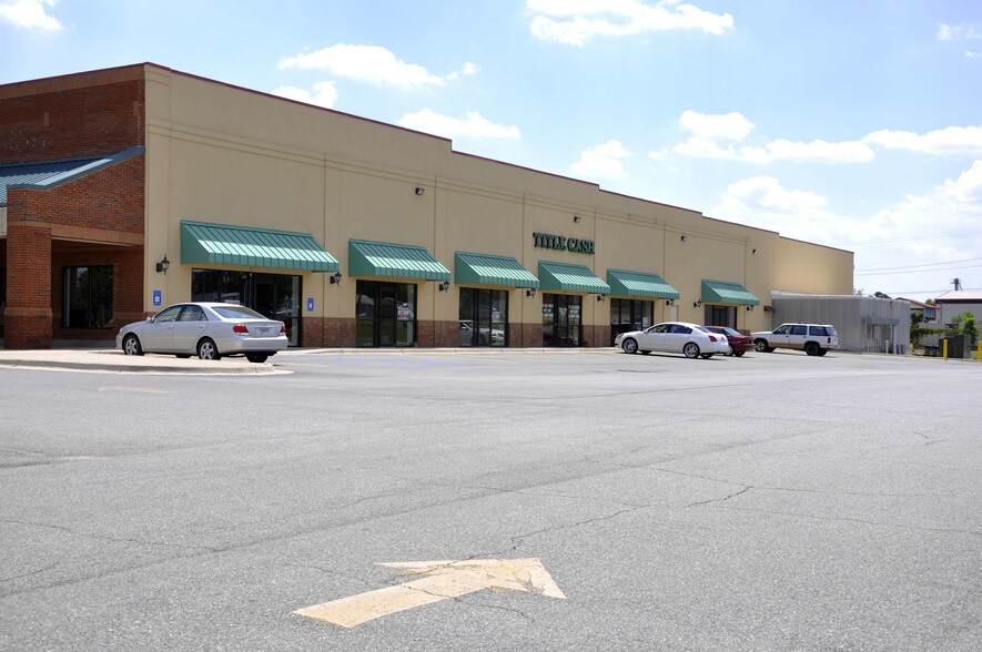 1000 1st Ave NE, Cairo, GA for sale - Building Photo - Image 1 of 1