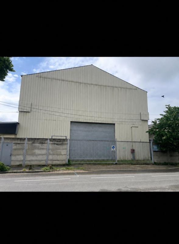Vente Entrepôt 1 510 m² - Photo 1