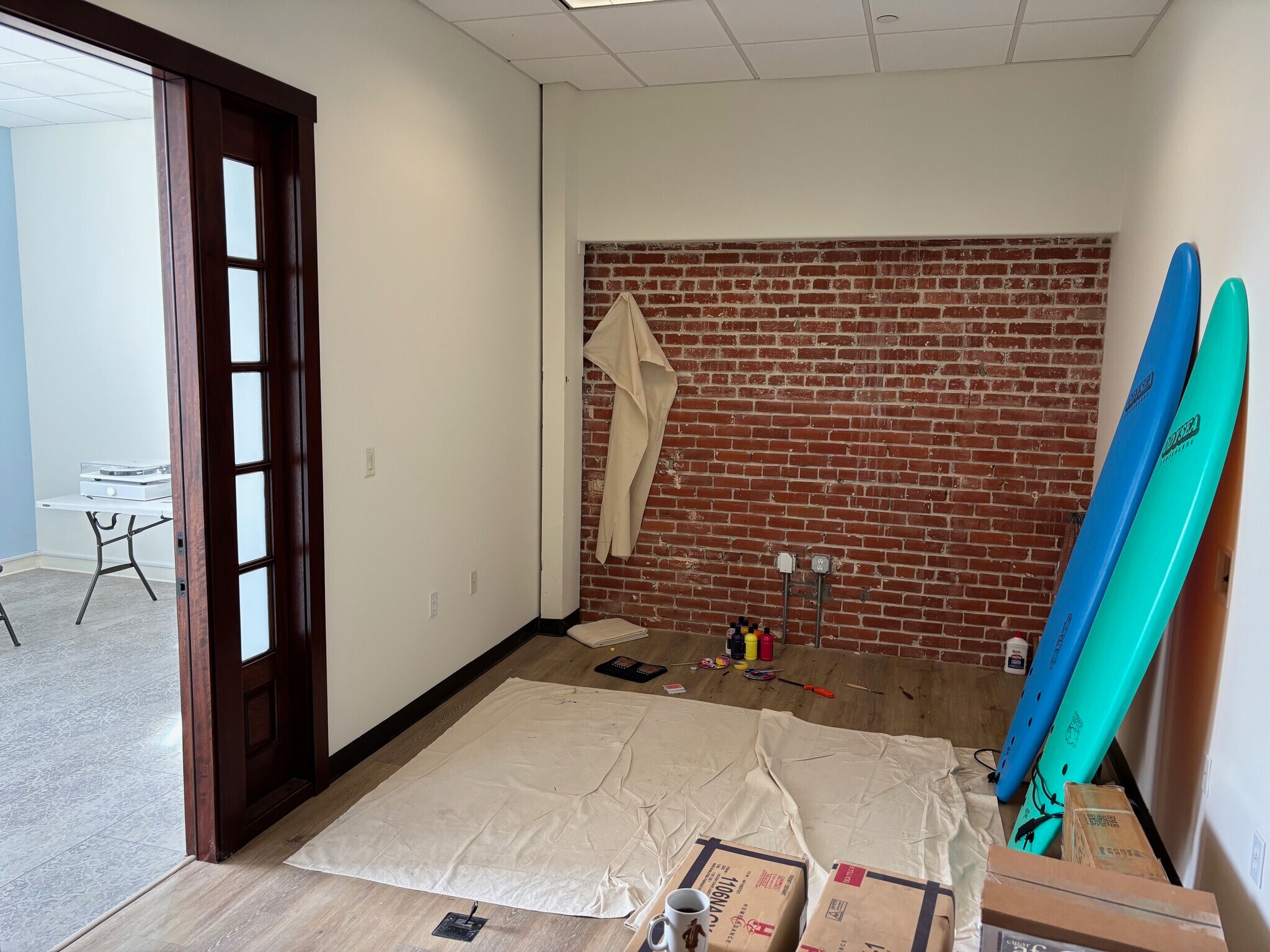 116 S Catalina Ave, Redondo Beach, CA for lease Interior Photo- Image 1 of 4