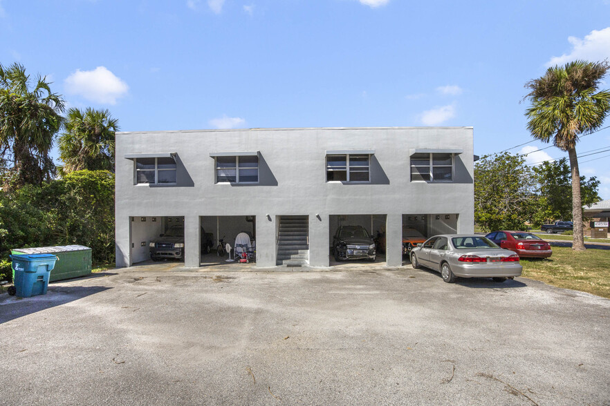 208 Nieman Ave, Melbourne, FL for sale - Building Photo - Image 3 of 8