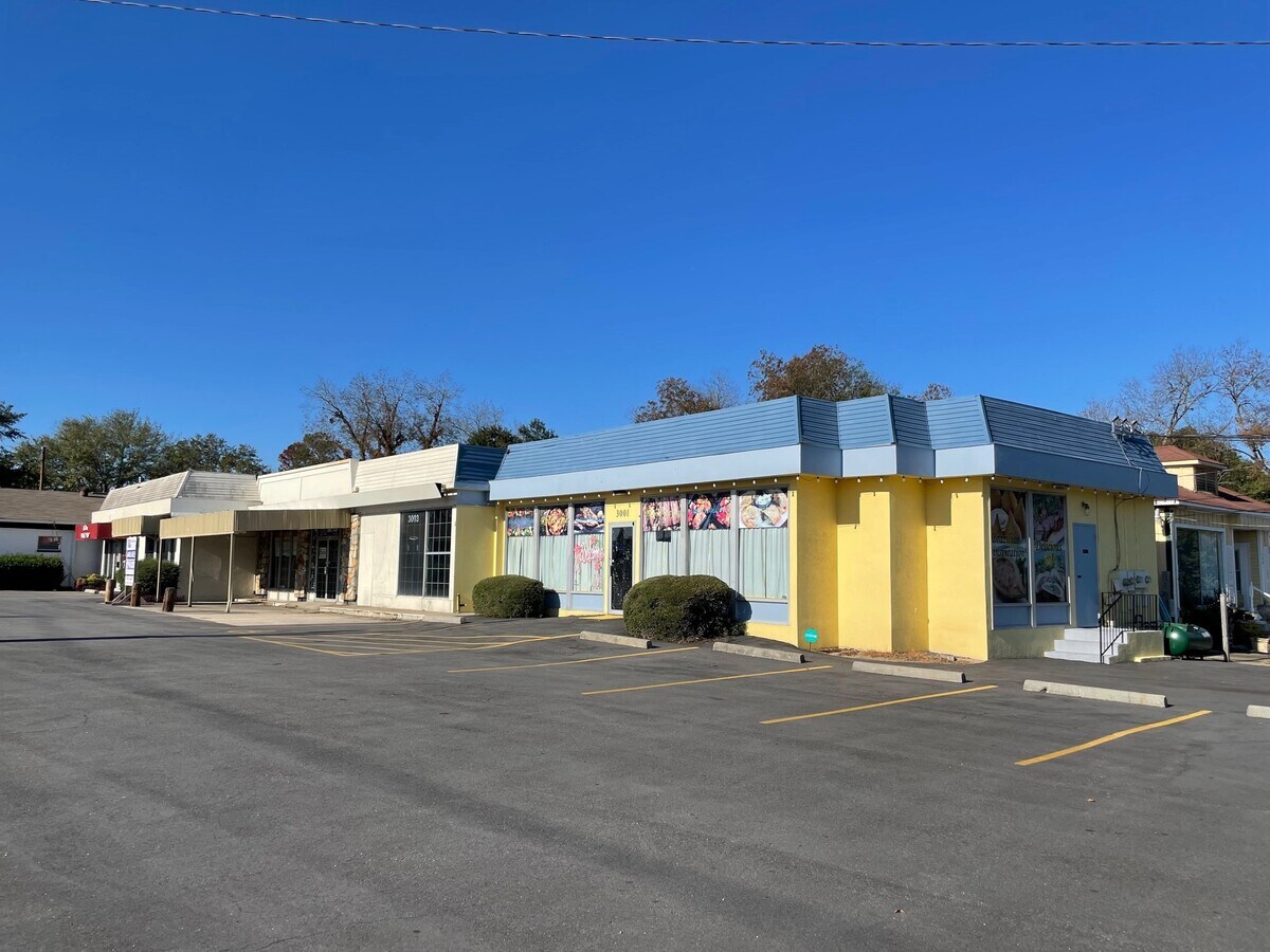 3001 Vineville Ave, Macon, GA 31204 Midtown Space For Lease