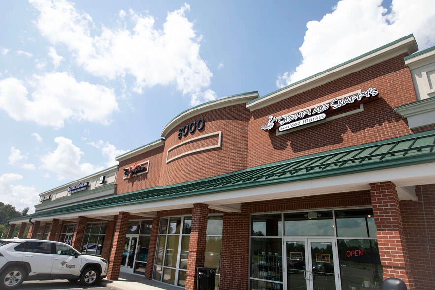 1000 Jerry Dove Rd, Bridgeport, WV for lease - Building Photo - Image 1 of 25