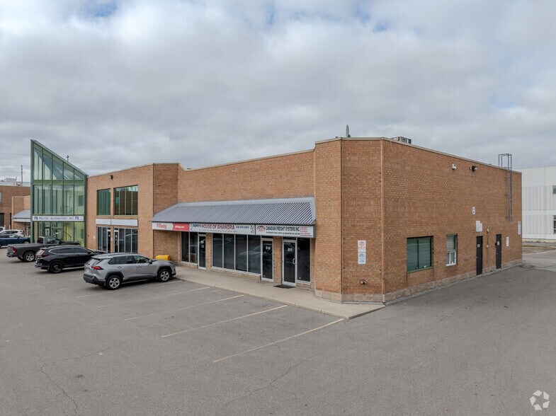 8 Automatic Rd, Brampton, ON for sale - Primary Photo - Image 1 of 3