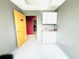 716 Broad Street Medical - Loft