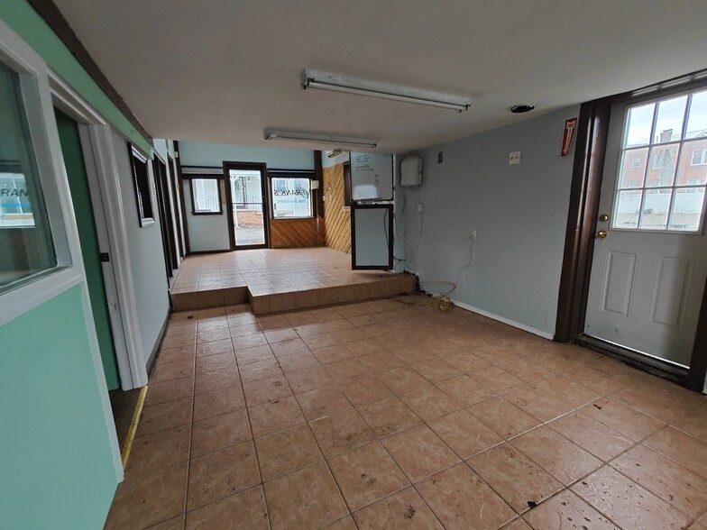 56 Park Ave, Summit, NJ for lease - Interior Photo - Image 3 of 14