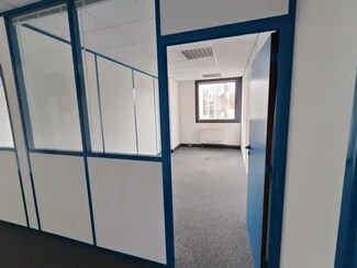 More details for 12 Avenue De Scandinavie, Les Ulis - Office for Lease