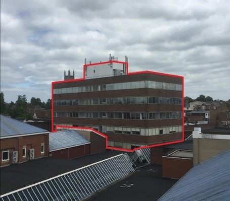 38 Chantry Way, Andover for sale Primary Photo- Image 1 of 1