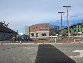 131 Fairfield Rd, Fairfield, NJ for lease Building Photo- Image 2 of 6