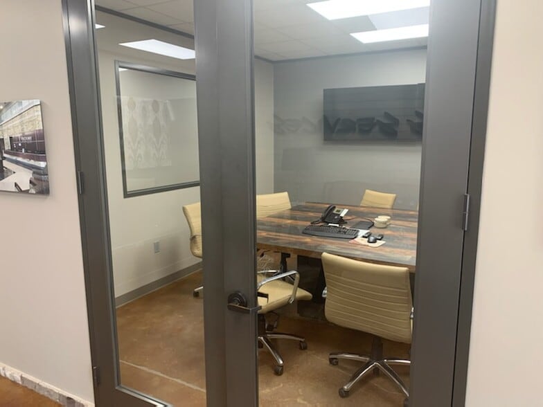 18811 Intercontinental Crossing Dr, Houston, TX for lease - Interior Photo - Image 3 of 4