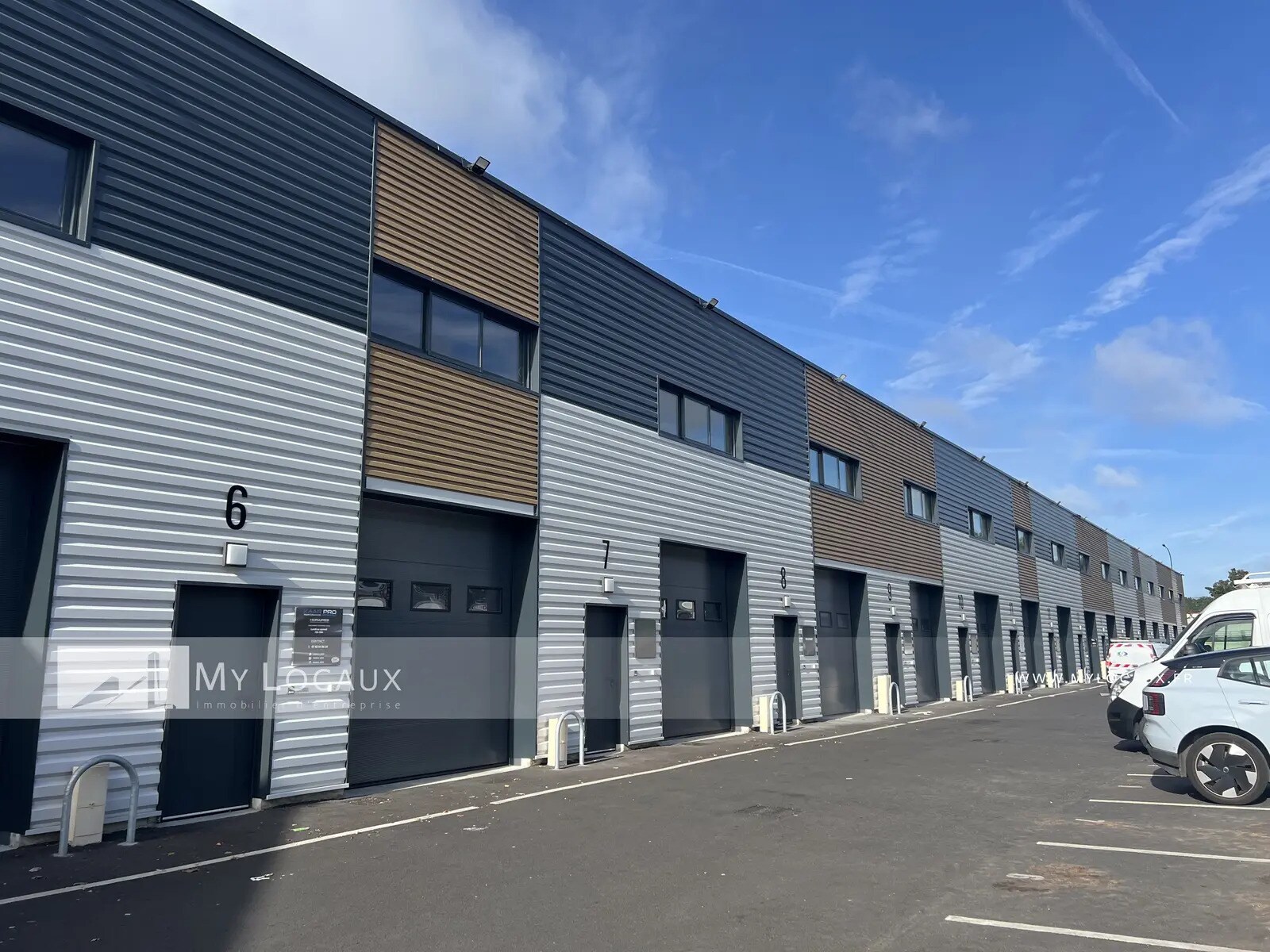 Flex in Épinay-sur-Seine for lease Building Photo- Image 1 of 8